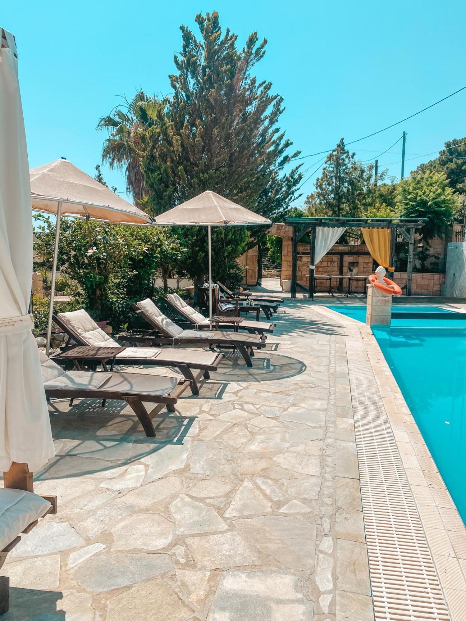 Theonia Villas Pefki  Екстер'єр фото